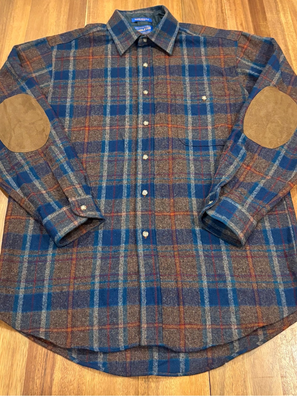 Vintage 80s Pendleton Wool Plaid Shirt M USA Suede Elbow Patches